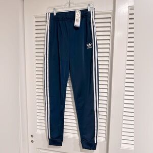 Youth Adidas blue tracksuit pants / size XL / NWT